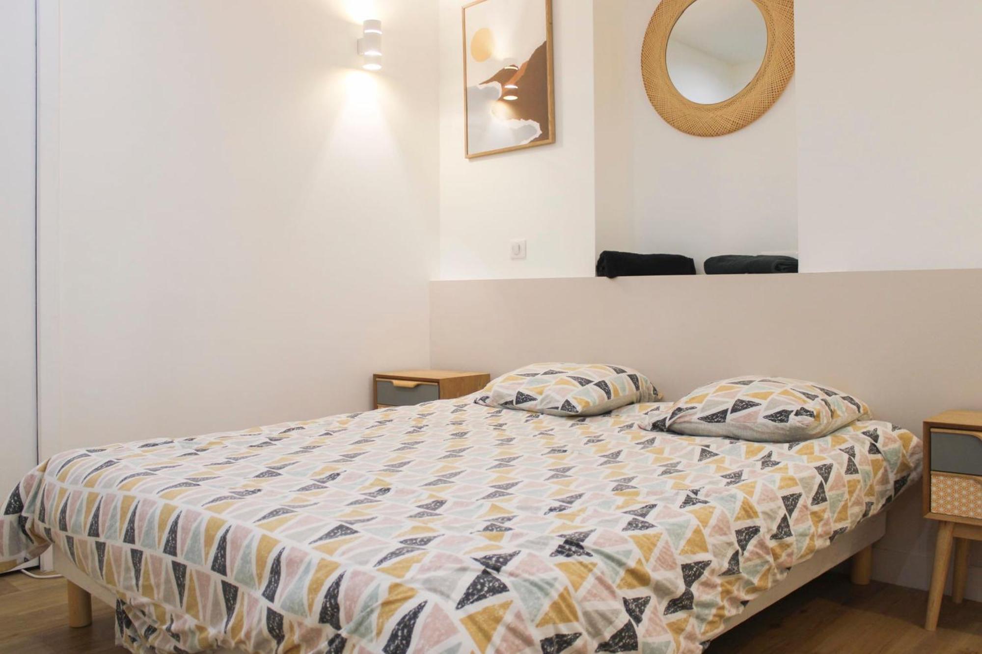 Comfortable Cocoon Close To Montmartre Paris Bagian luar foto
